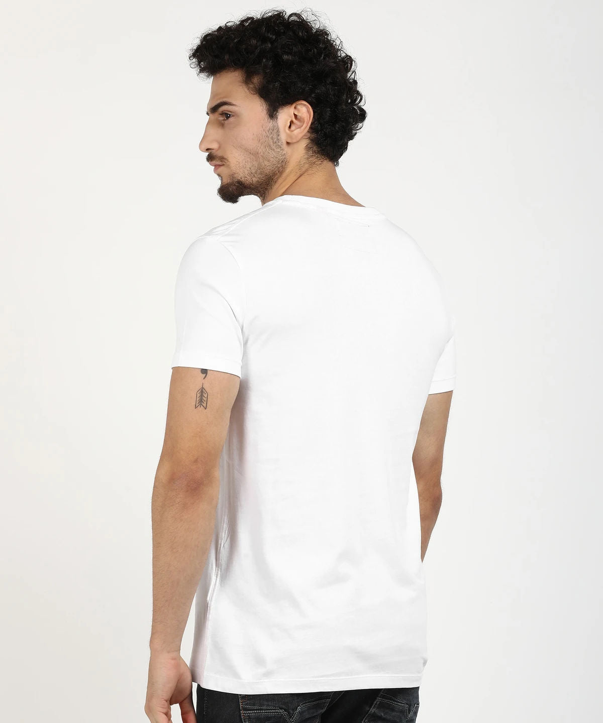 ROUND T-SHIRT